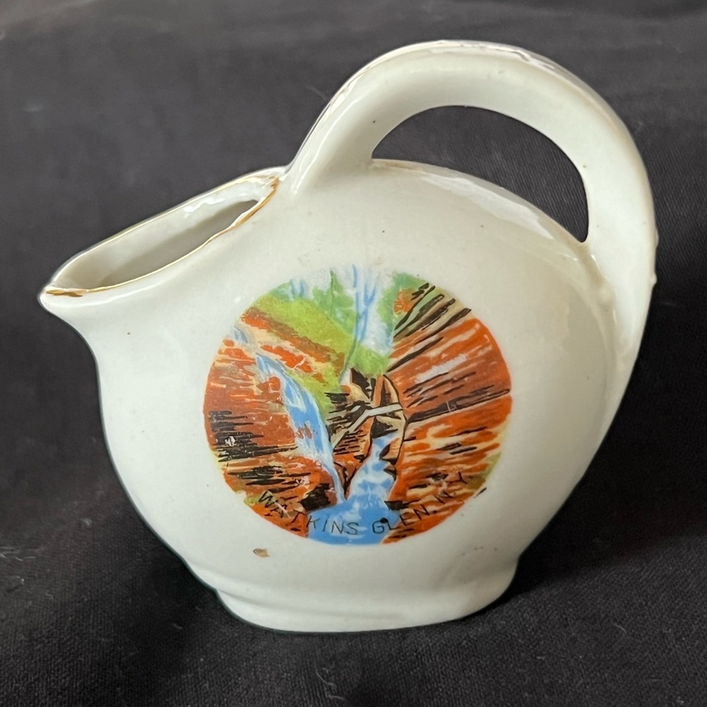 Porcelain Souvenir Vase